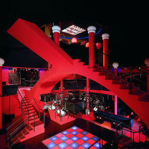 »The nightclub is a manifestation of what’s going on in popular culture.«