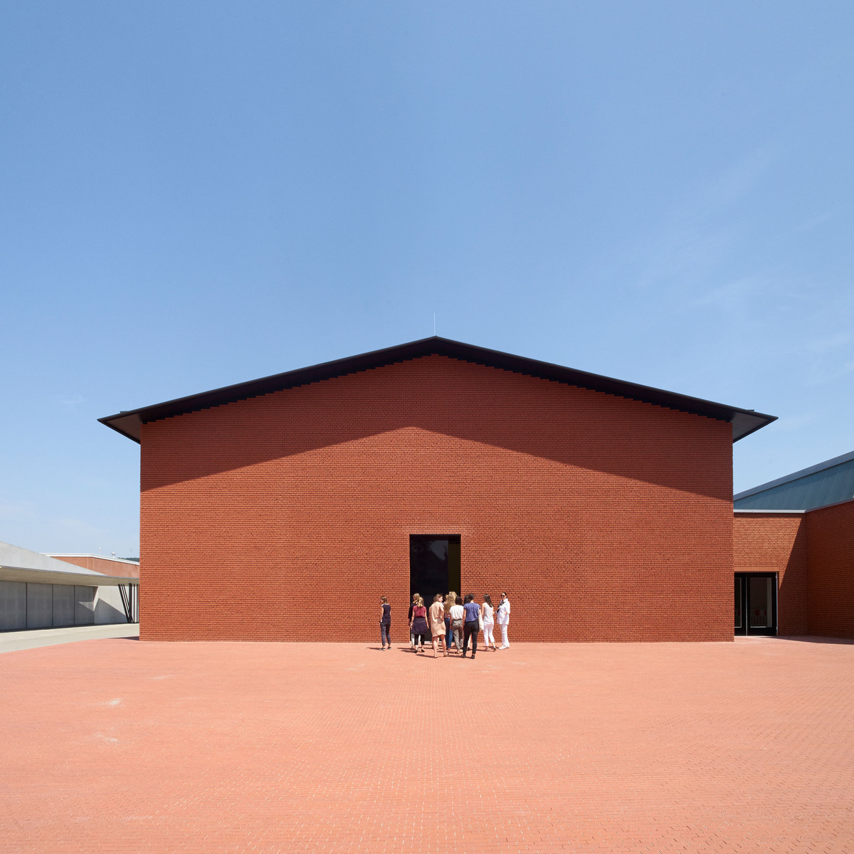 Außenansicht/ Exterior View Vitra Schaudepot, Herzog & de Meuron, 2015 Foto/ photo: © Vitra Design Museum, Julien Lanoo