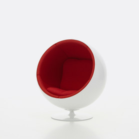 Miniature Ball Chair © Vitra, Photo: Marc Eggimann