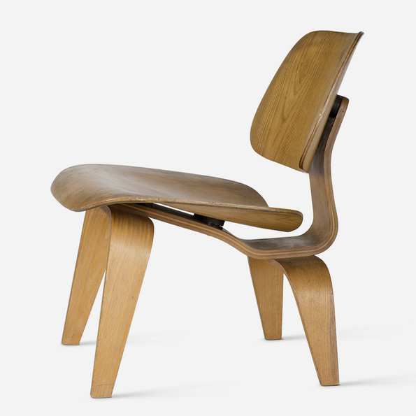 LCW (Low/Lounge Height Chair Wood), 1947/1949 © Vitra Design Museum, Photo: Jürgen Hans